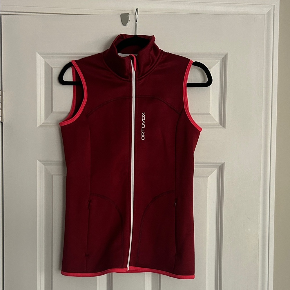 Ortovox woman’s hiking skiing vest size small